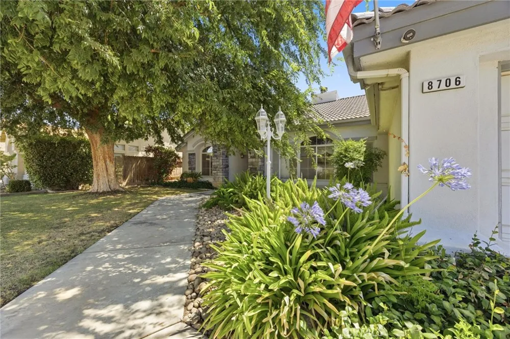 8706 Dalby Court Bakersfield, CA 93313