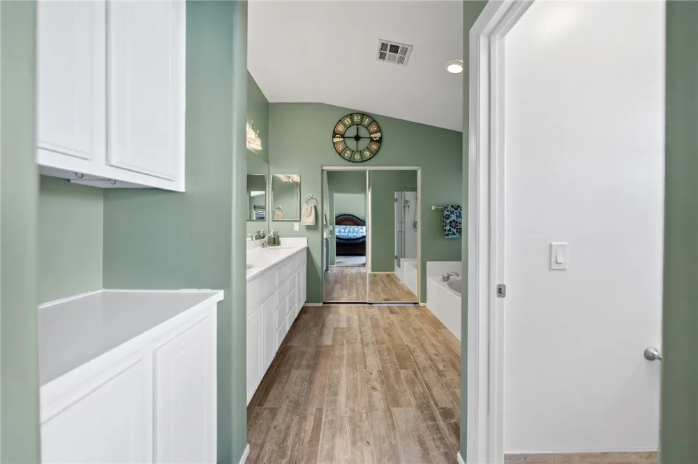 32546 Lost Rd. Lake Elsinore, CA 92532