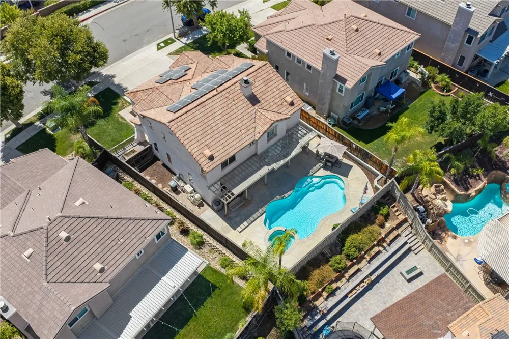 32546 Lost Rd. Lake Elsinore, CA 92532