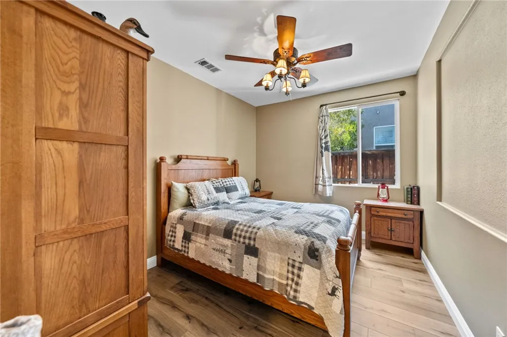 32546 Lost Rd. Lake Elsinore, CA 92532