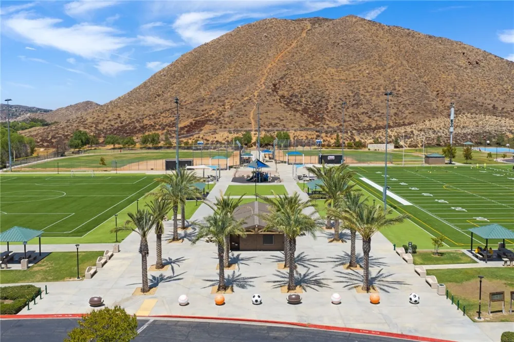 32546 Lost Rd. Lake Elsinore, CA 92532