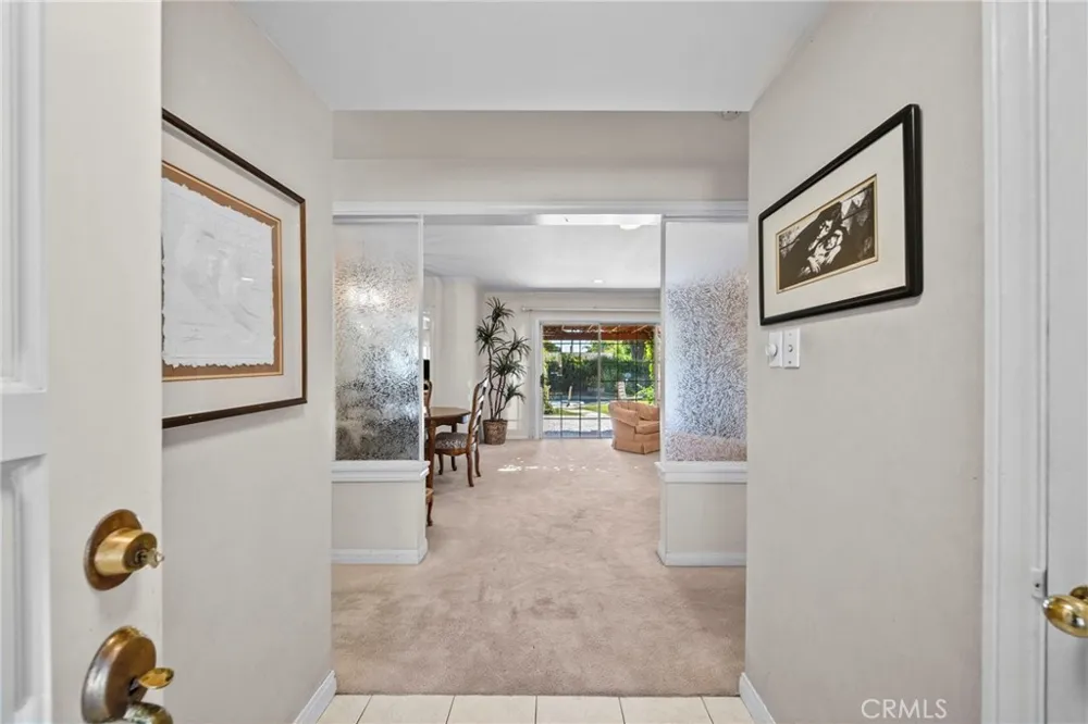 8518 Fullbright Avenue Winnetka, CA 91306