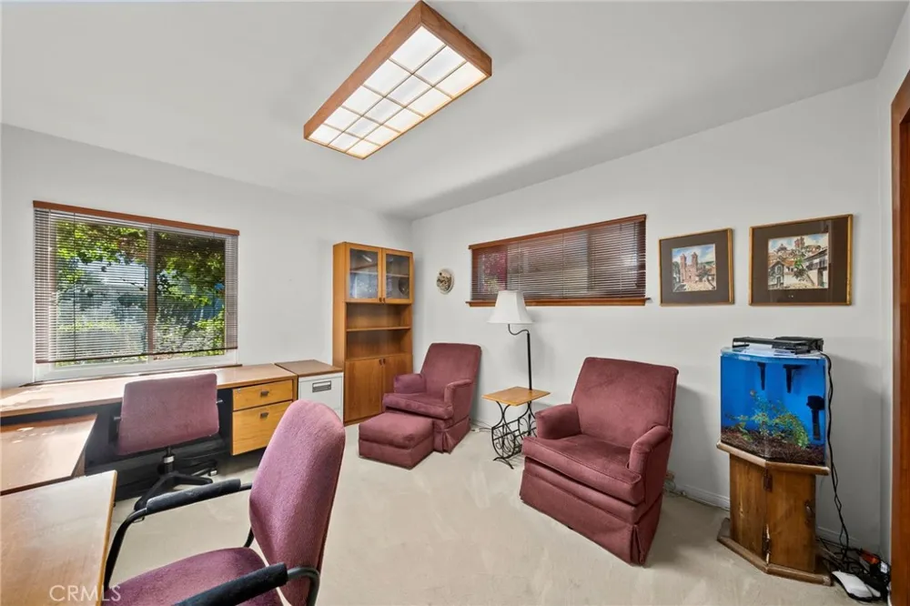 8518 Fullbright Avenue Winnetka, CA 91306