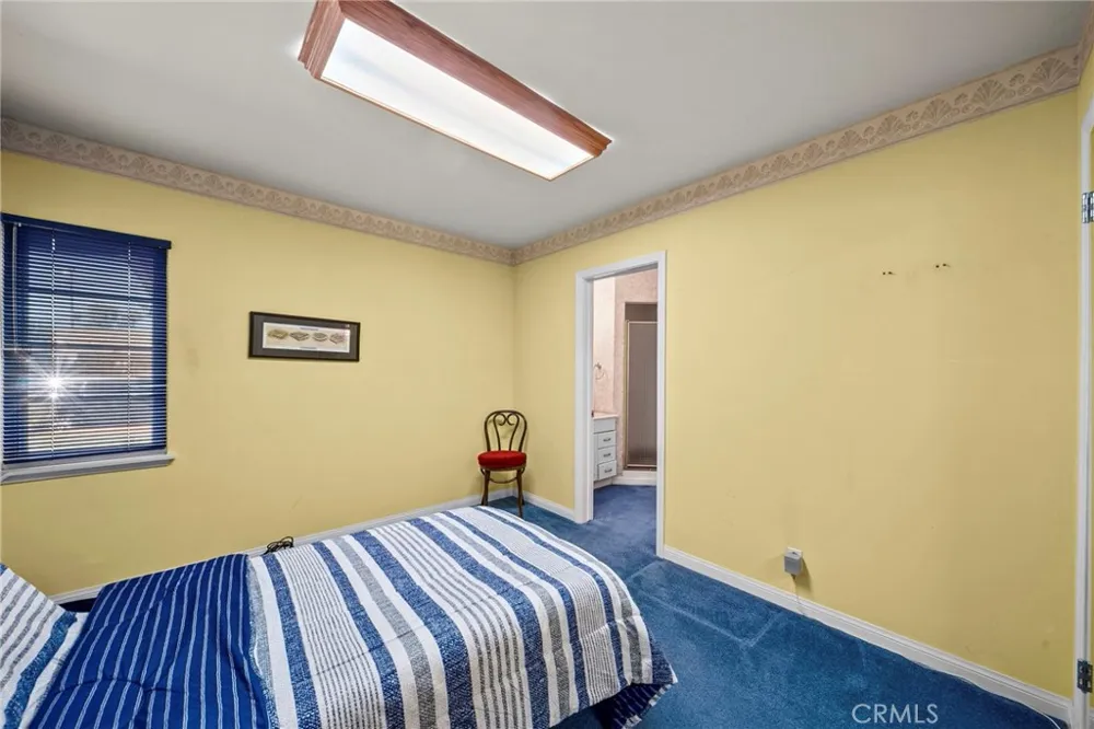 8518 Fullbright Avenue Winnetka, CA 91306