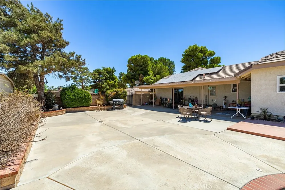 2651 W Avenue N12 Palmdale, CA 93551