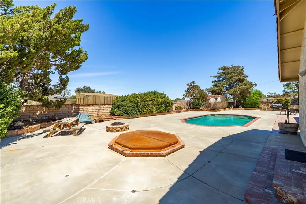 2651 W Avenue N12 Palmdale, CA 93551