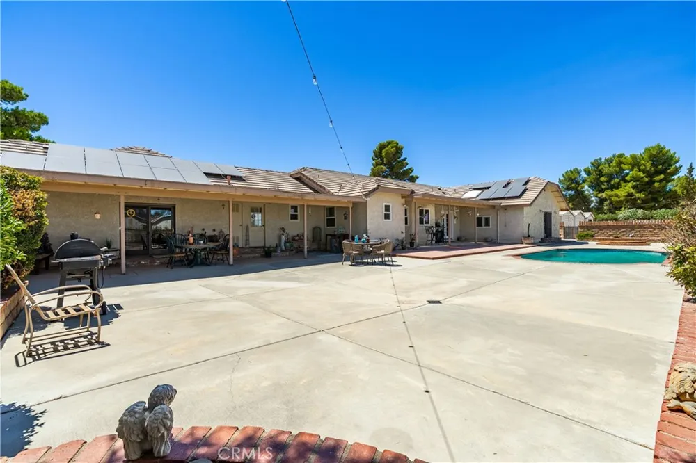 2651 W Avenue N12 Palmdale, CA 93551