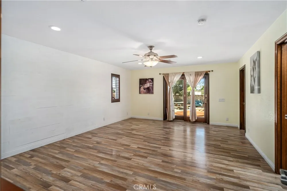 2651 W Avenue N12 Palmdale, CA 93551