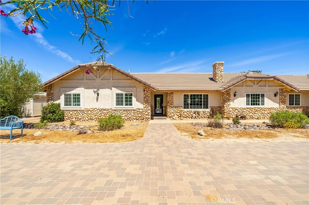 2651 W Avenue N12 Palmdale, CA 93551