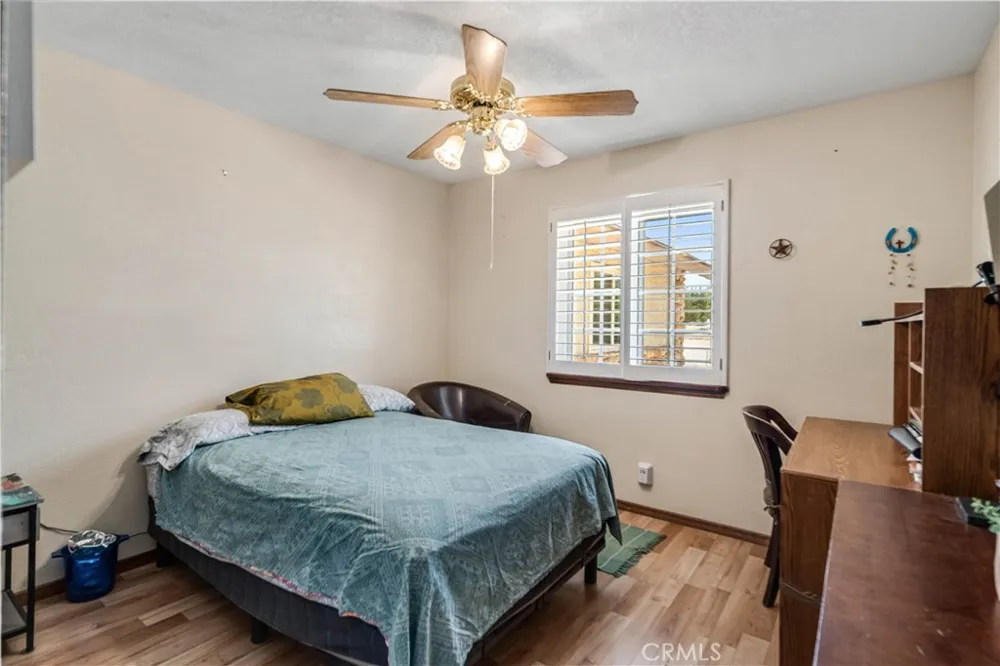 2651 W Avenue N12 Palmdale, CA 93551