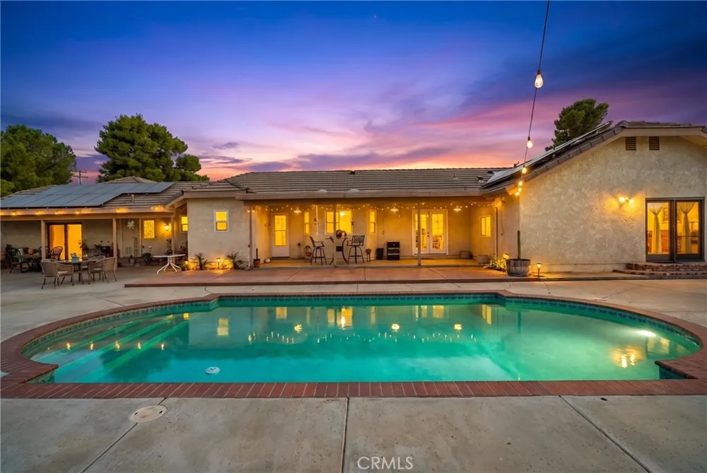 2651 W Avenue N12 Palmdale, CA 93551