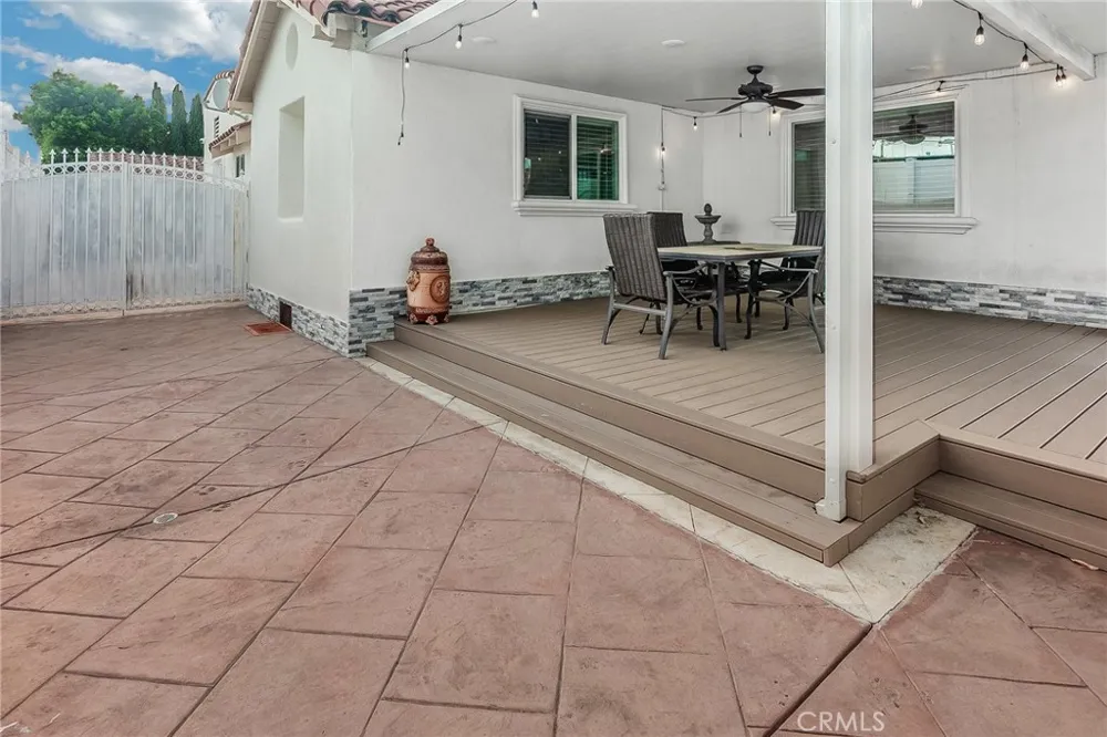 6917 Tyrone Avenue Van Nuys, CA 91405