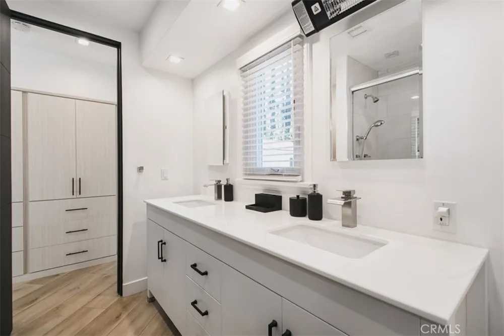 4620 Caritina Tarzana, CA 91356