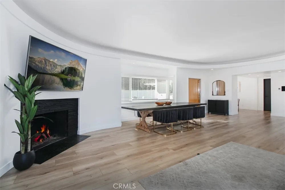 4620 Caritina Tarzana, CA 91356