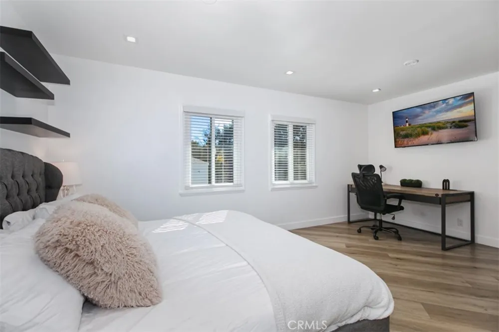 4620 Caritina Tarzana, CA 91356