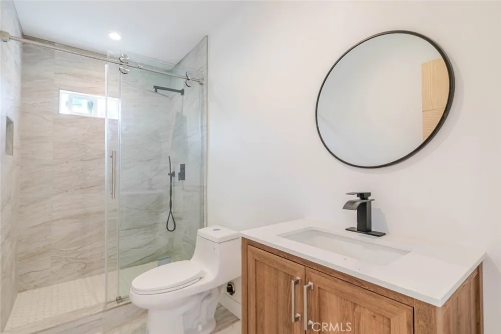 6837 Yolanda Avenue Reseda, CA 91335
