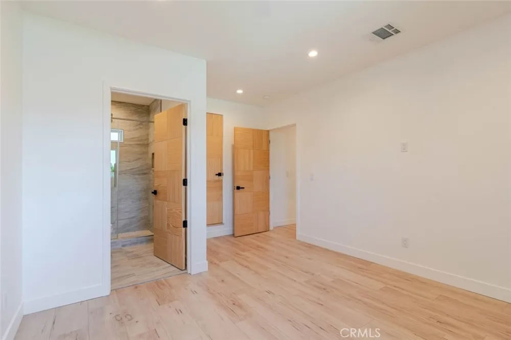 6837 Yolanda Avenue Reseda, CA 91335