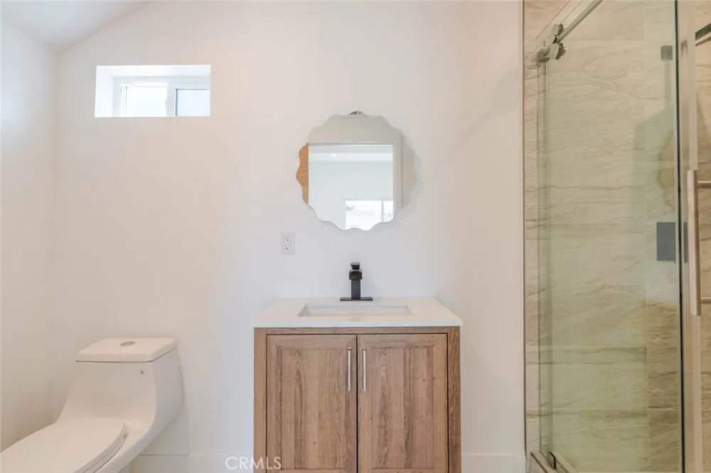 6837 Yolanda Avenue Reseda, CA 91335