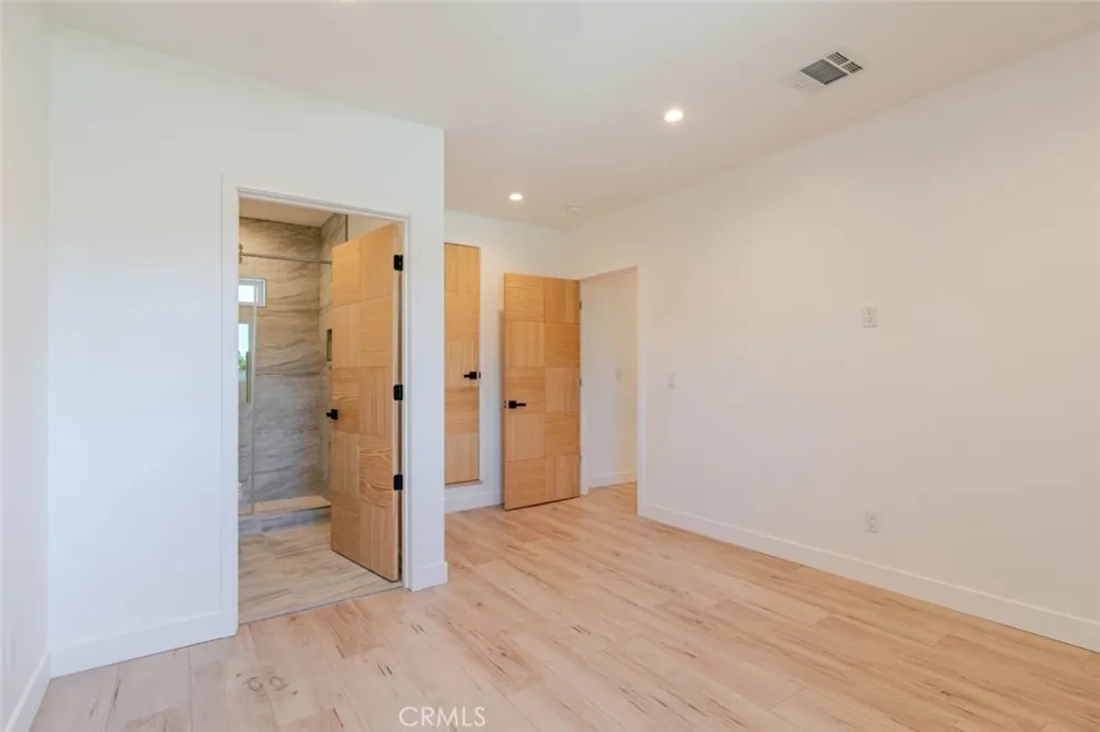 6837 Yolanda Avenue Reseda, CA 91335