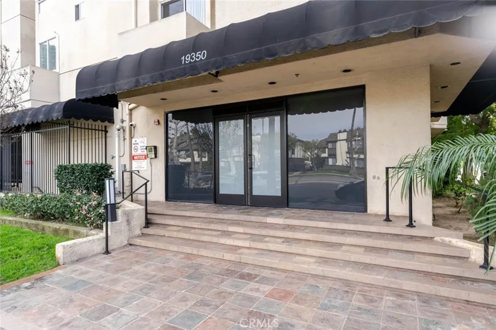19350 Sherman Way #210 Reseda, CA 91335