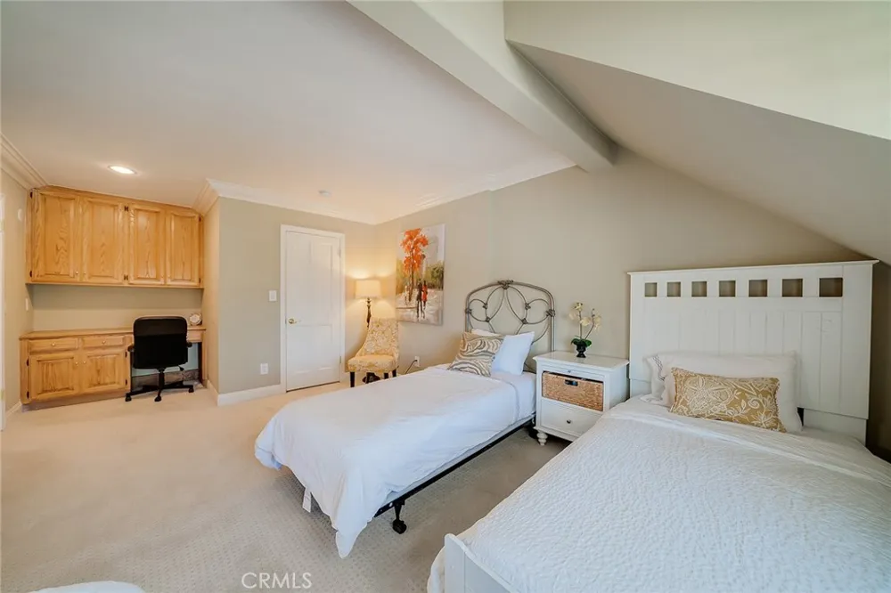 26862 Sand Canyon Road Canyon Country, CA 91387