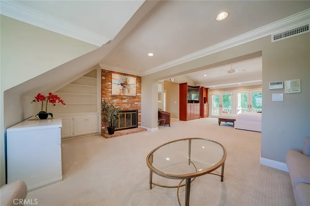26862 Sand Canyon Road Canyon Country, CA 91387