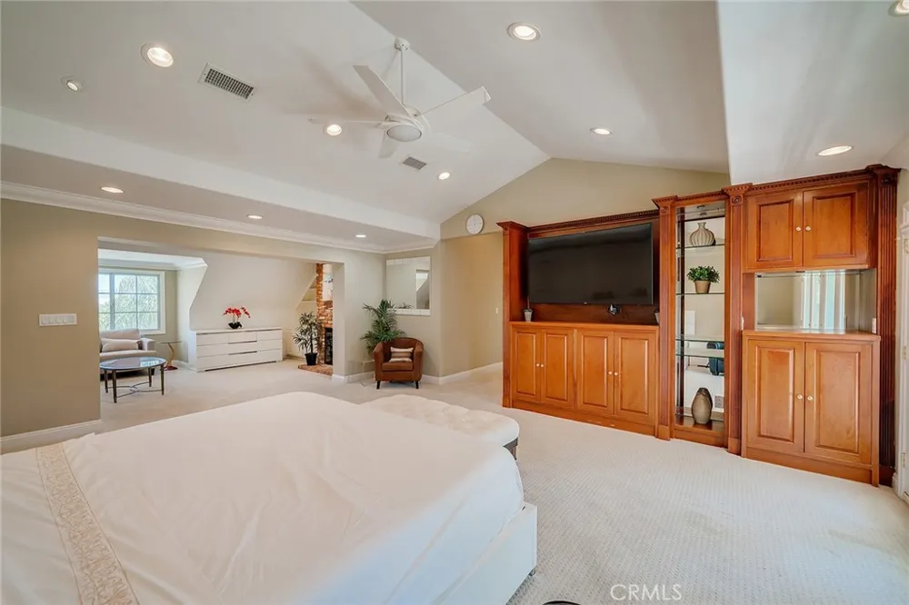 26862 Sand Canyon Road Canyon Country, CA 91387