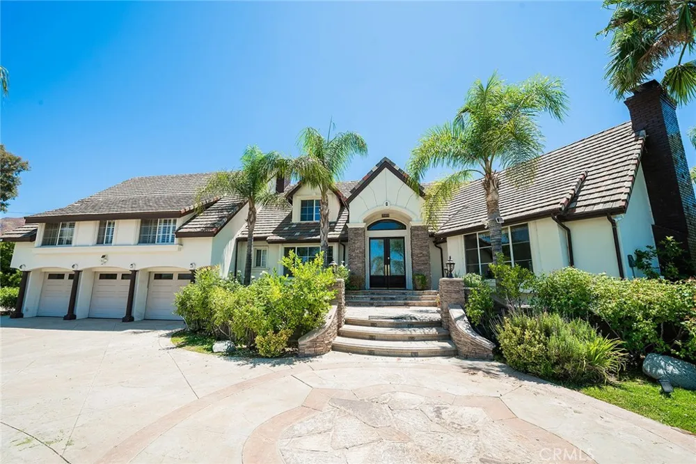 26862 Sand Canyon Road Canyon Country, CA 91387