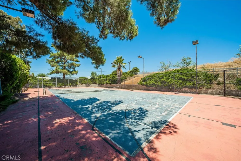 26862 Sand Canyon Road Canyon Country, CA 91387