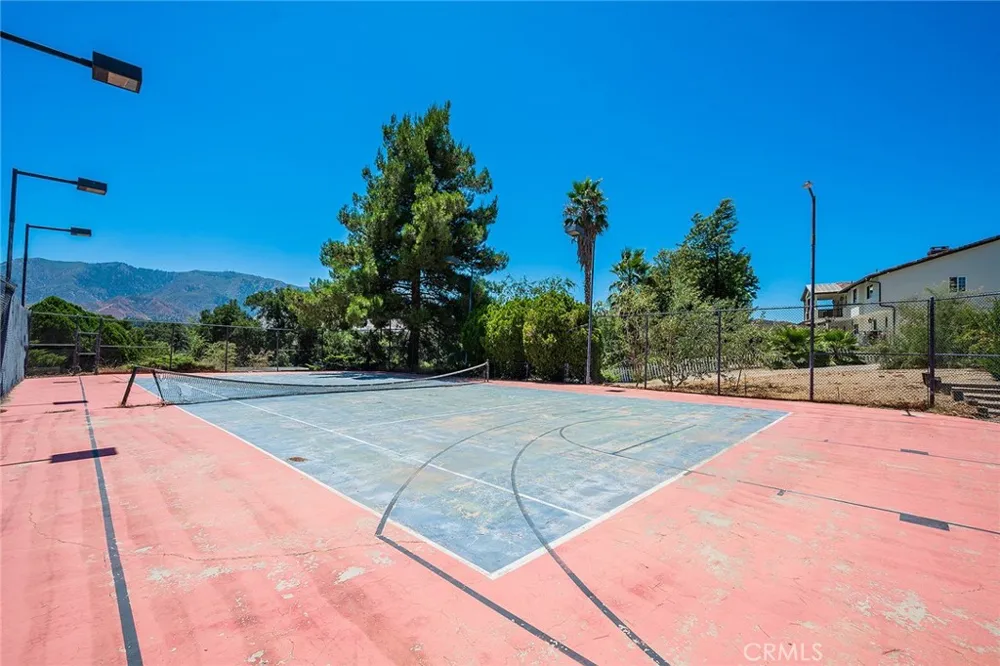 26862 Sand Canyon Road Canyon Country, CA 91387