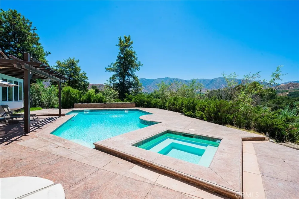 26862 Sand Canyon Road Canyon Country, CA 91387