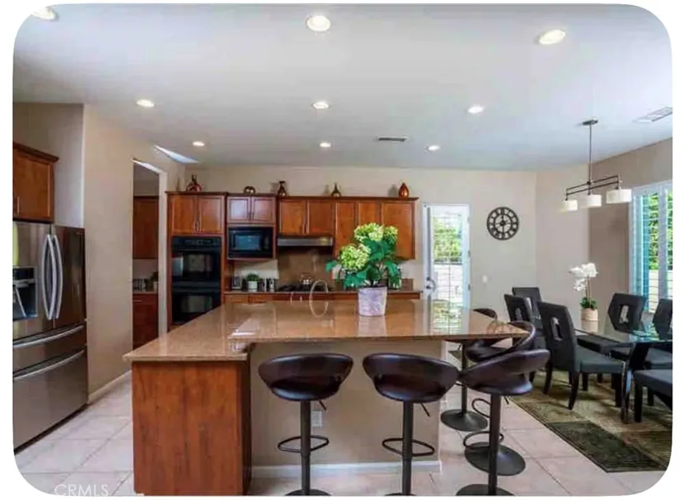 1410 Sabita Palm Springs, CA 92262
