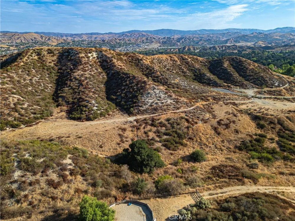 Warmuth Road Canyon Country, CA 91387