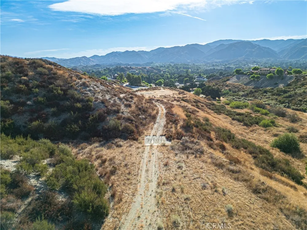 Warmuth Road Canyon Country, CA 91387