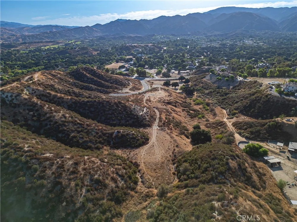 Warmuth Road Canyon Country, CA 91387
