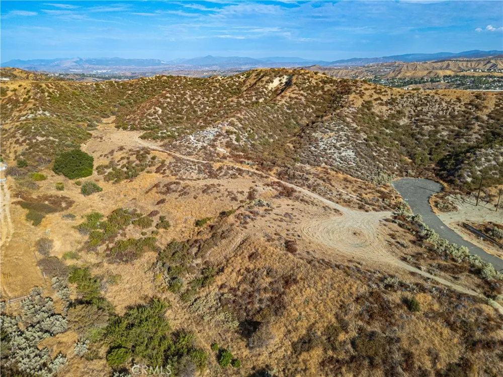 Warmuth Road Canyon Country, CA 91387