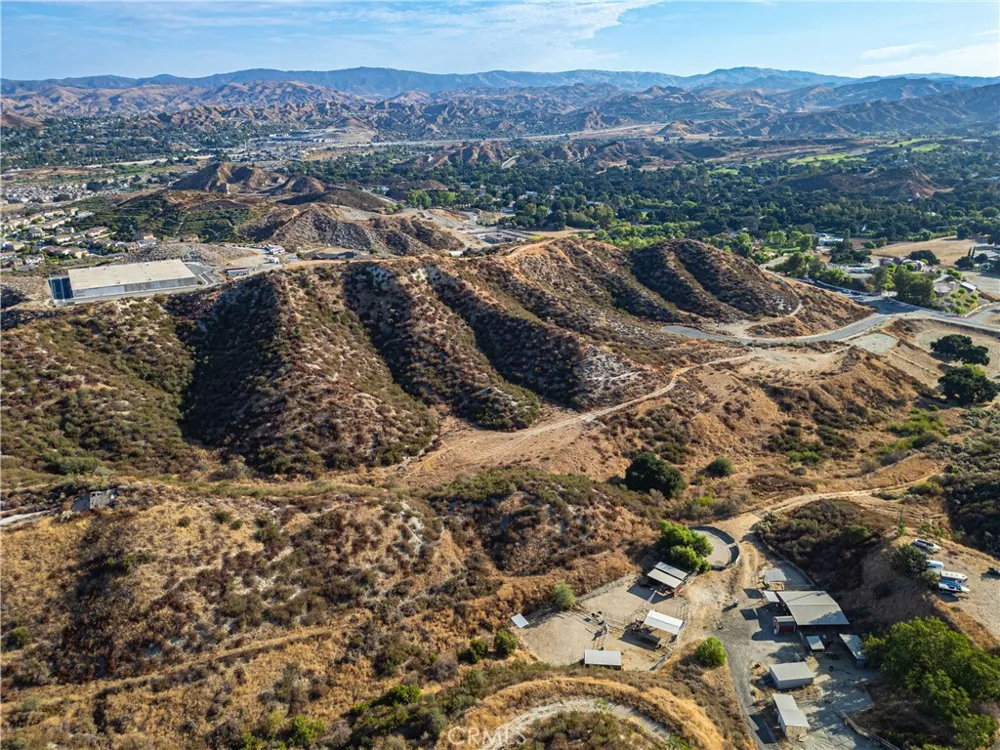 Warmuth Road Canyon Country, CA 91387