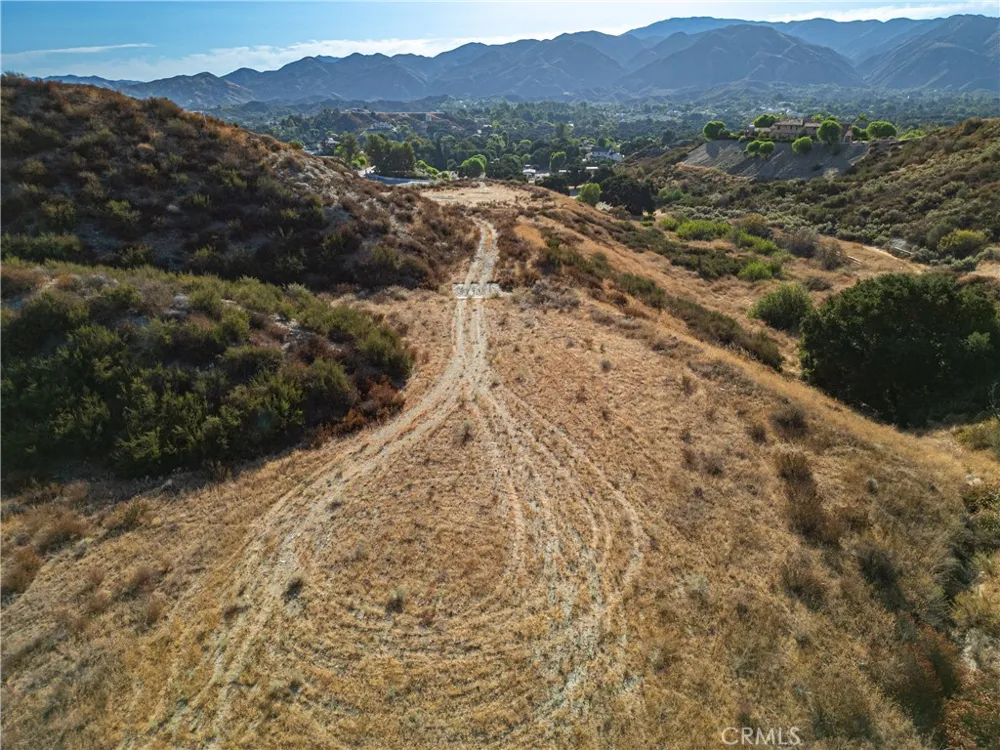 Warmuth Road Canyon Country, CA 91387