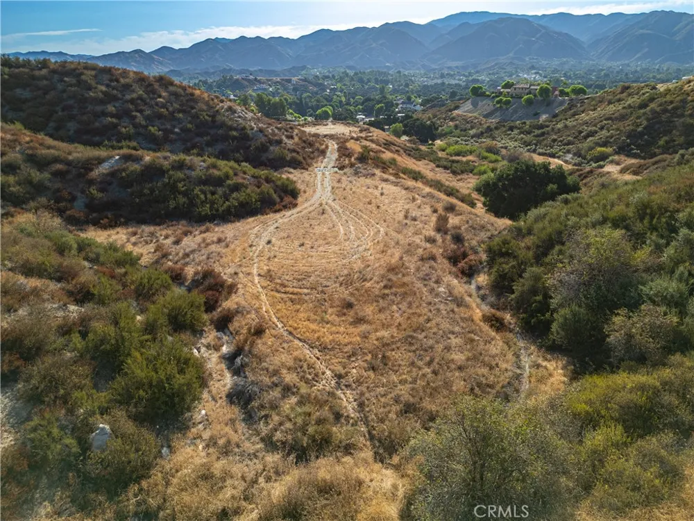 Warmuth Road Canyon Country, CA 91387