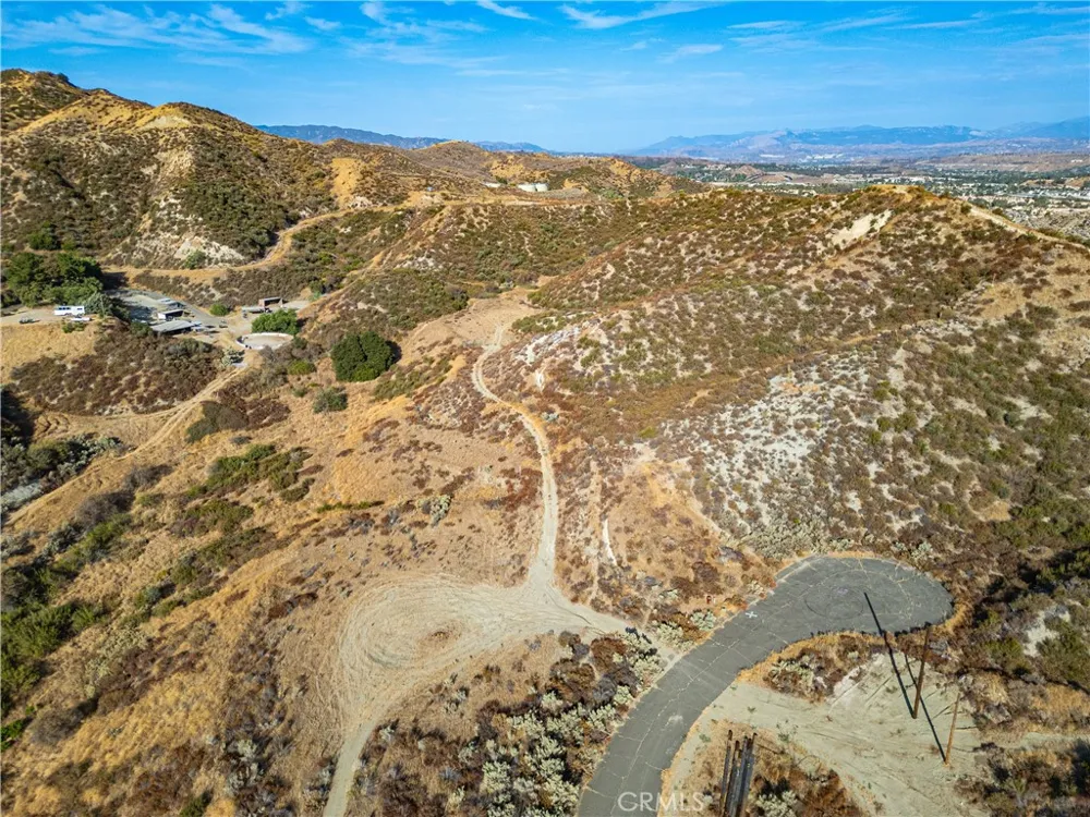Warmuth Road Canyon Country, CA 91387