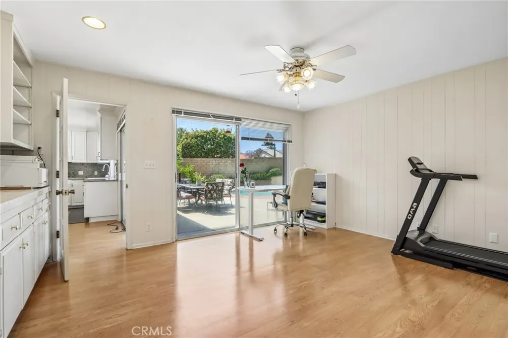 20463 Bermuda Street Chatsworth, CA 91311