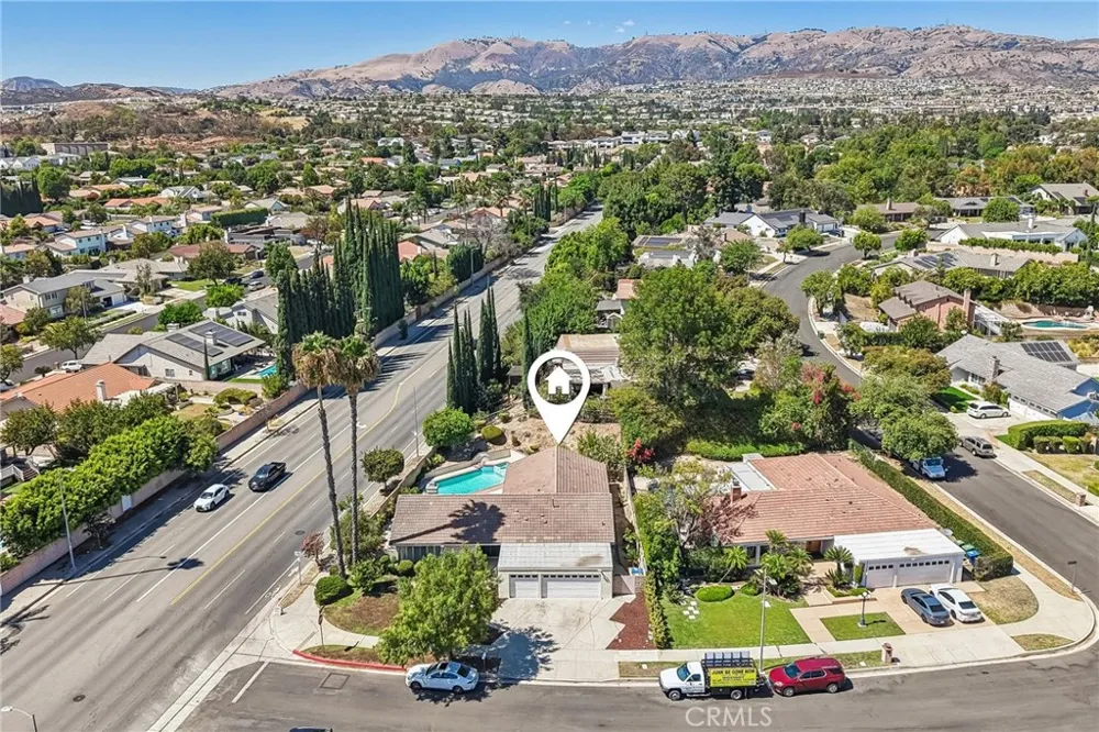 20463 Bermuda Street Chatsworth, CA 91311