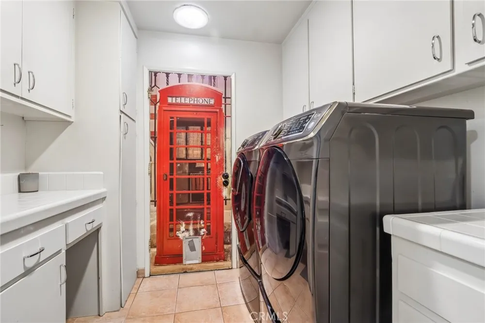 20463 Bermuda Street Chatsworth, CA 91311