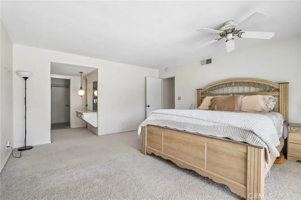 20463 Bermuda Street Chatsworth, CA 91311