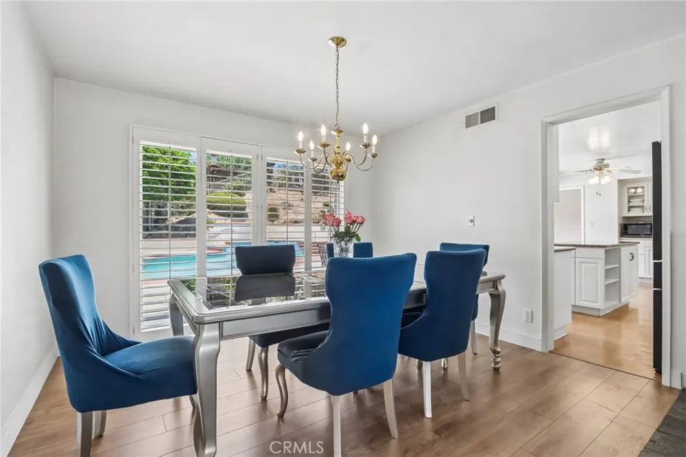 20463 Bermuda Street Chatsworth, CA 91311