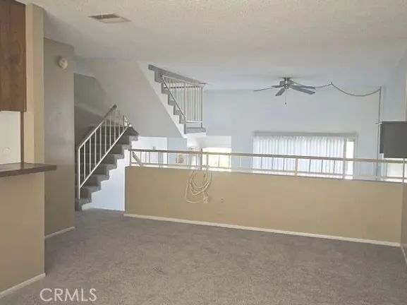 19545 Sherman #30 Los Angeles, CA 91335