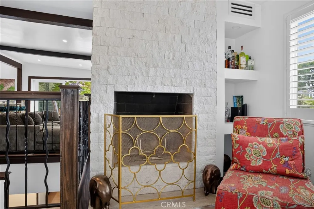 22061 Londelius Street West Hills, CA 91304