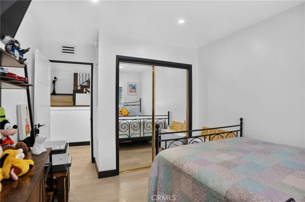 22061 Londelius Street West Hills, CA 91304