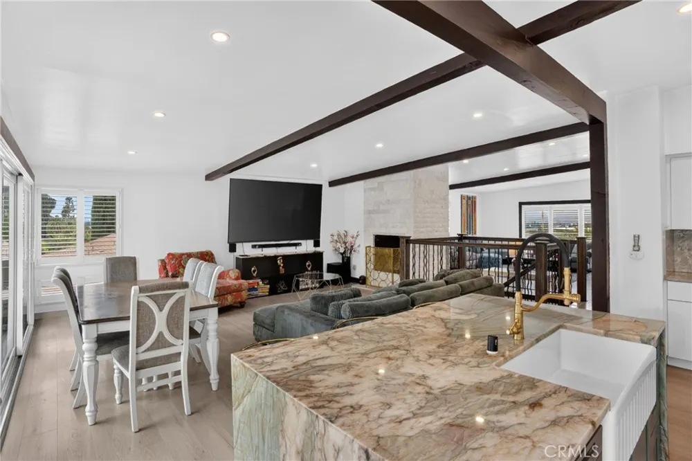 22061 Londelius Street West Hills, CA 91304