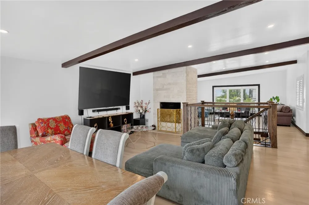 22061 Londelius Street West Hills, CA 91304
